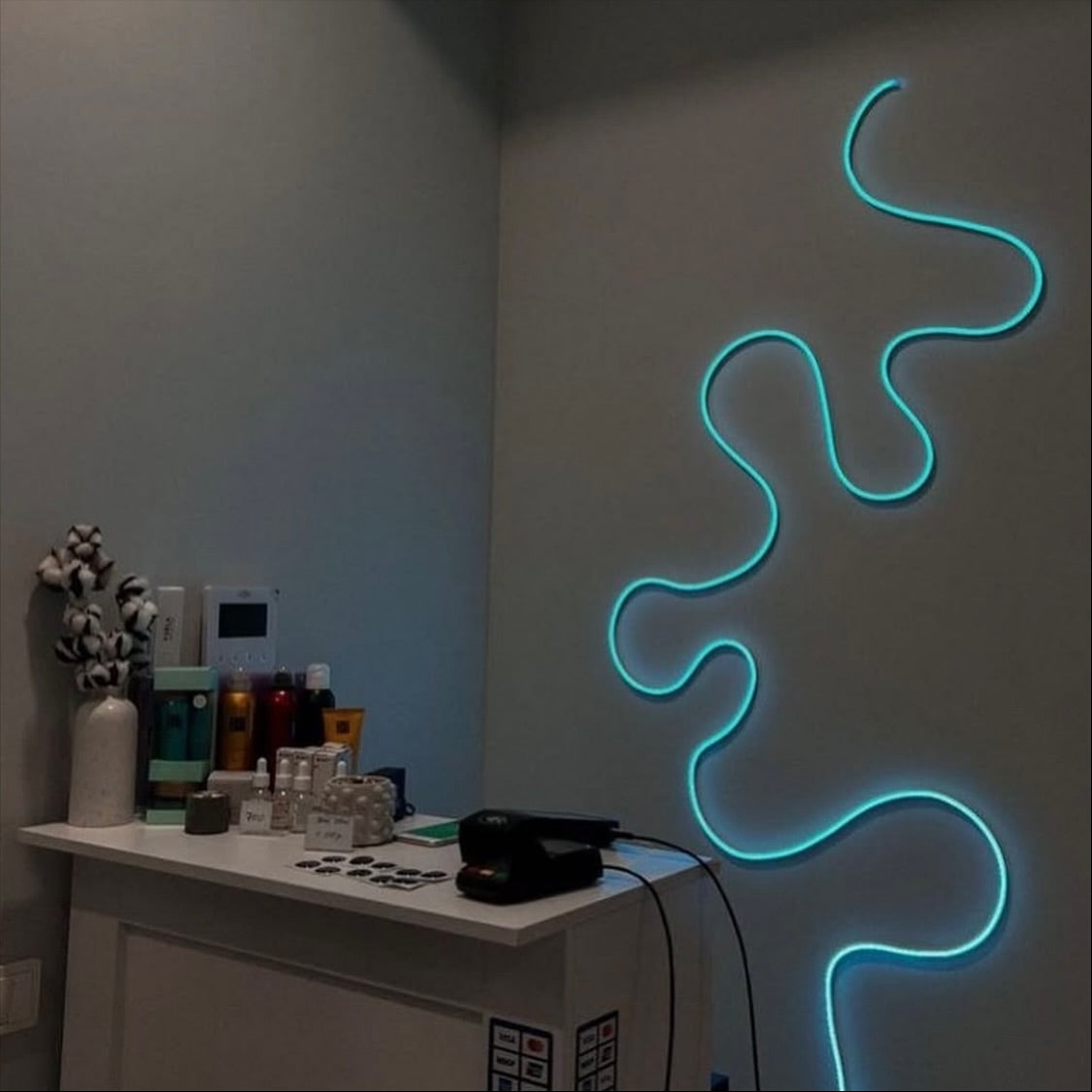 LED Rope Light - Flexible Neon Glow Strip Light for Home & Room Decoration